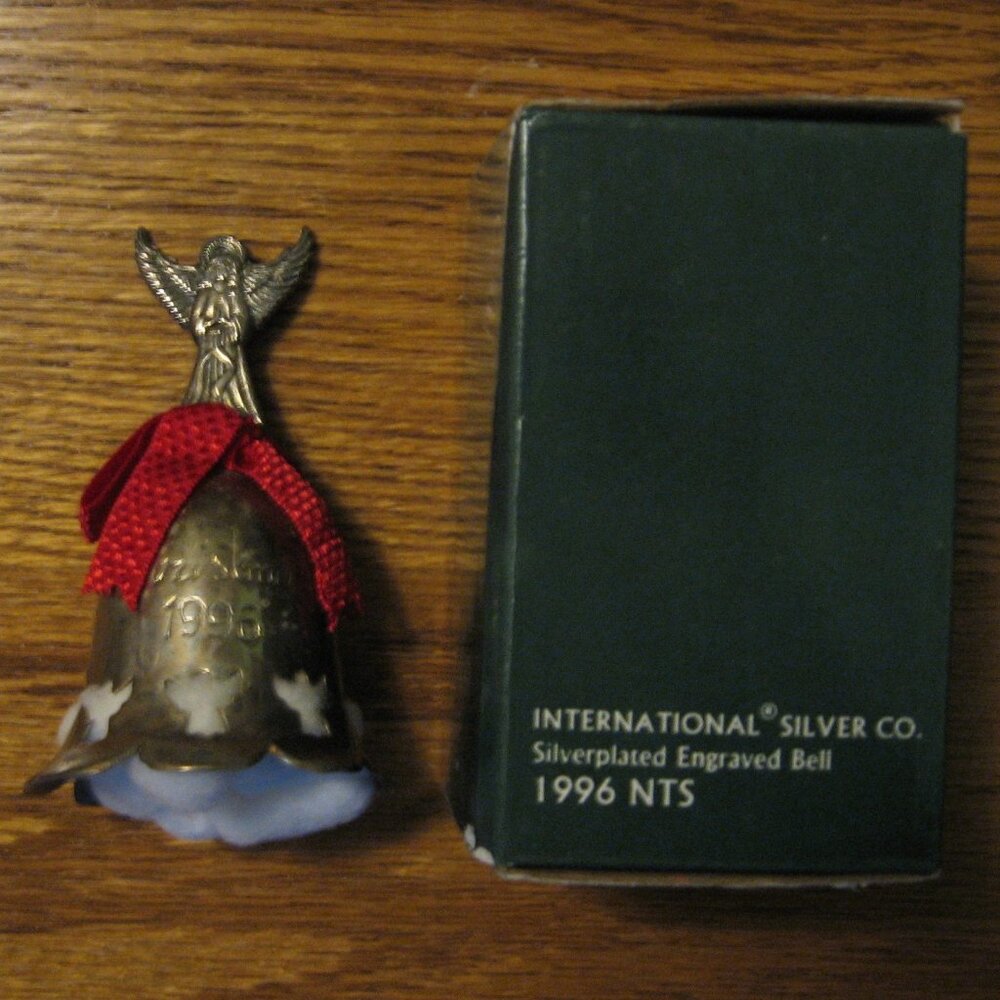 Vintage Silver Plated Bell "Christmas 1996" made by the International Silver Co.